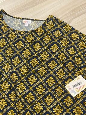 NWT LuLaRoe Irma Tunic Top Large L Navy Blue Yellow Gold Damask Medallion